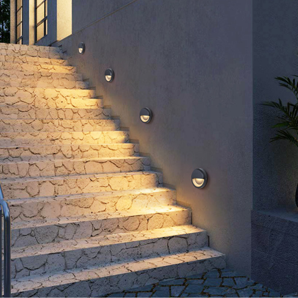 Heket Outdoor Step Floor Lamp