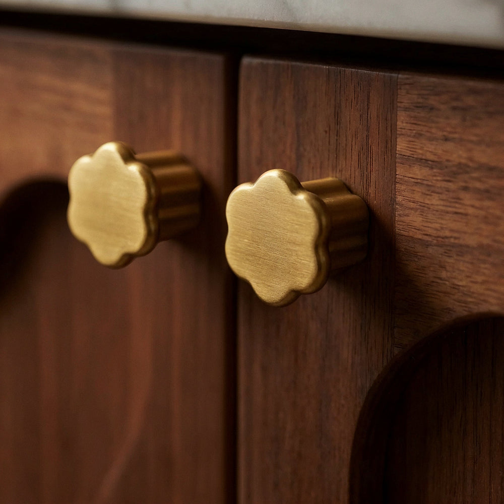 Gatsby Cabinet Knob in Satin Brass, close-up detail