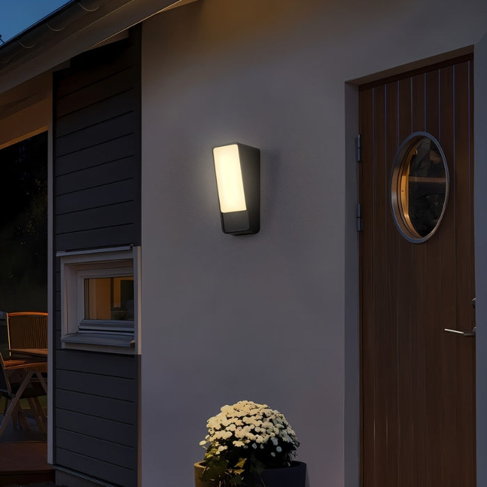 Azelix Outdoor Wall Lamp