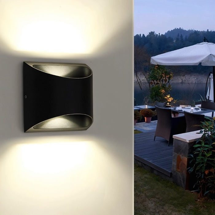 Cevona Outdoor Wall Lamp