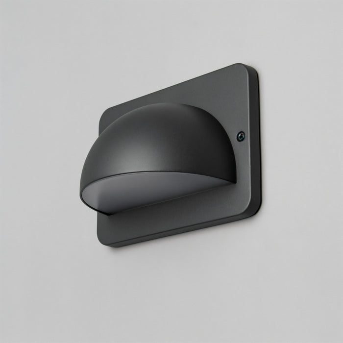 Lysera Outdoor Wall Lamp