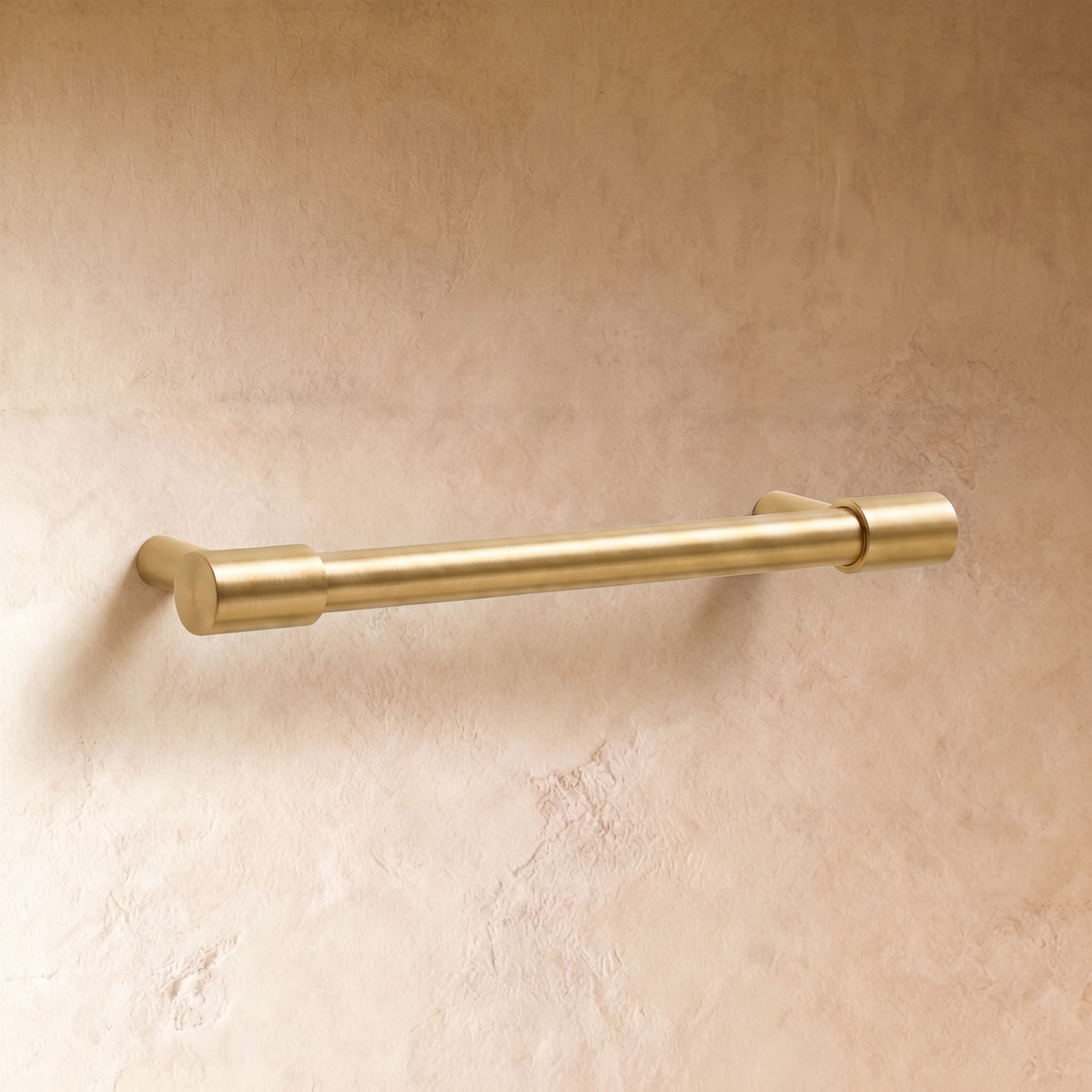 Mica Knob & Pull Bar