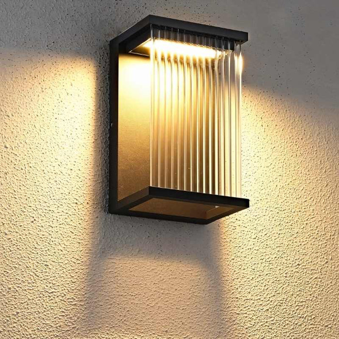 Polivon Outdoor Wall Lamp