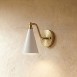 Alver Wall Lamp