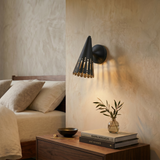 Arvik Wall Lamp