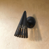 Arvik Wall Lamp