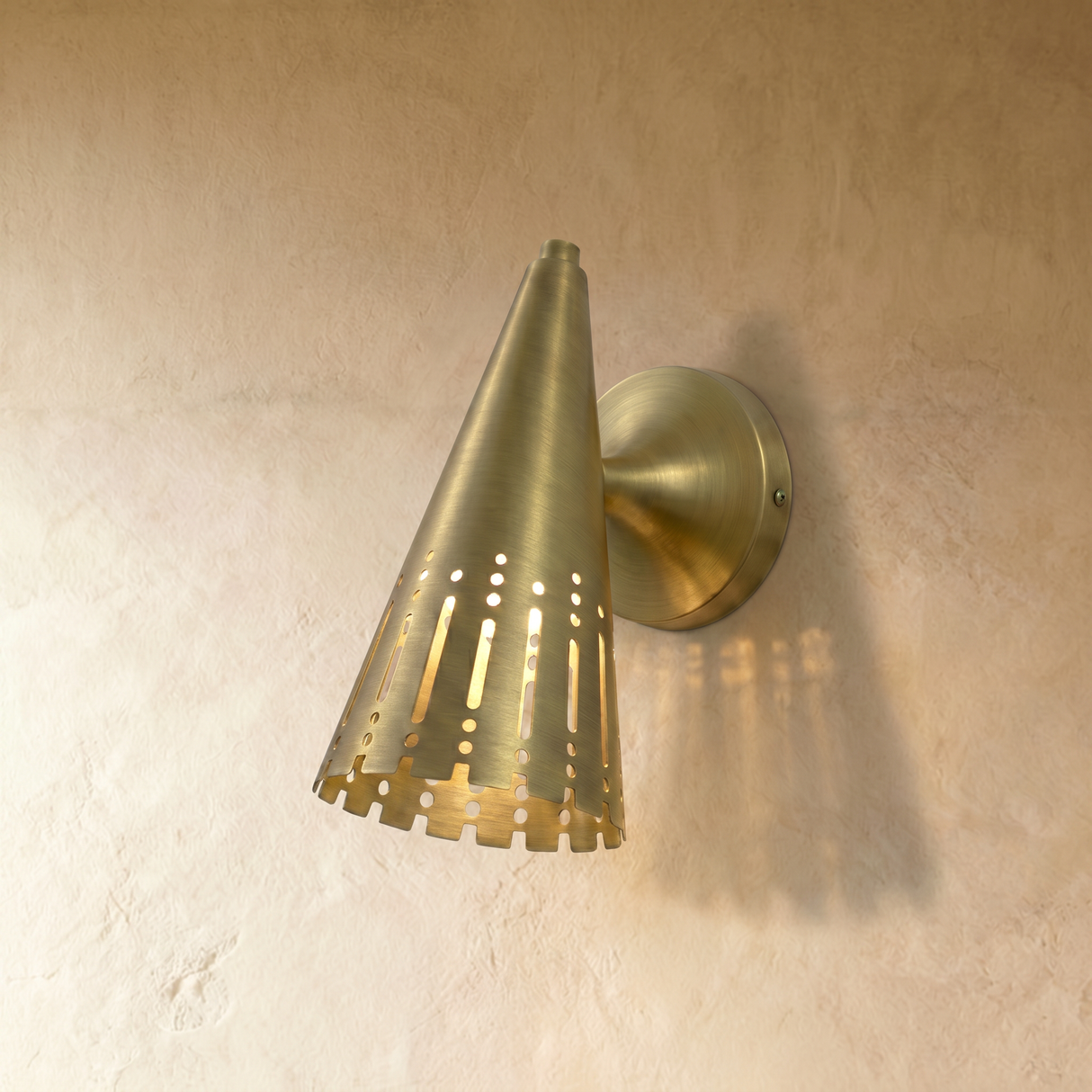 Arvik Wall Lamp