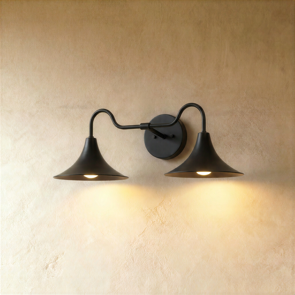 Avena Wall Lamp