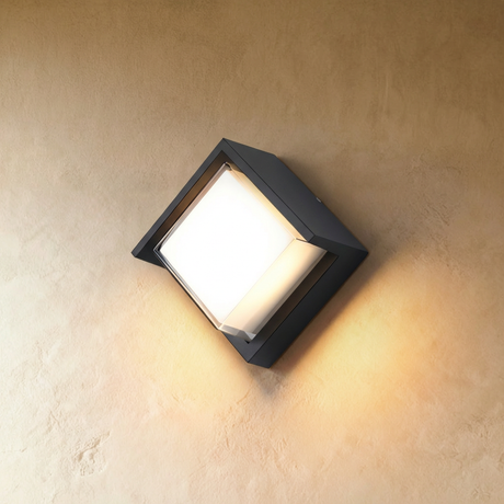 Esmond Outdoor Wall Lamp