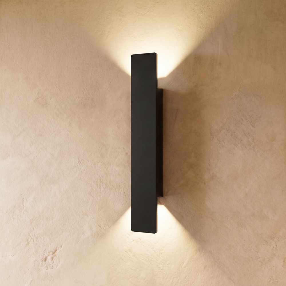 Indira Outdoor Wall Lamp