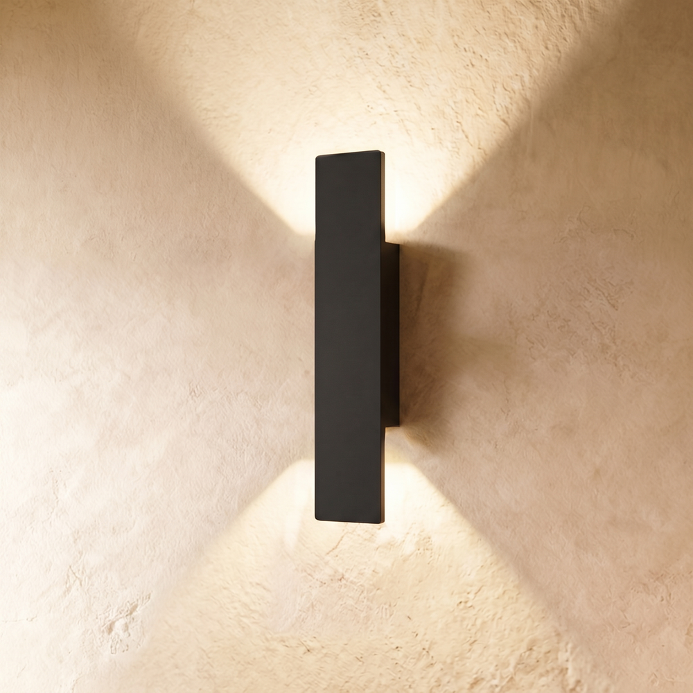 Indira Outdoor Wall Lamp