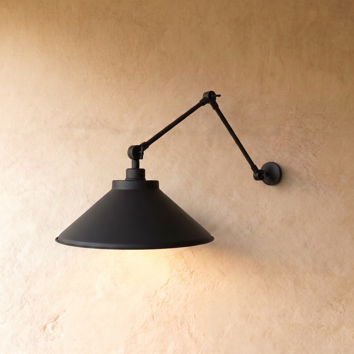 Kenton Wall Lamp