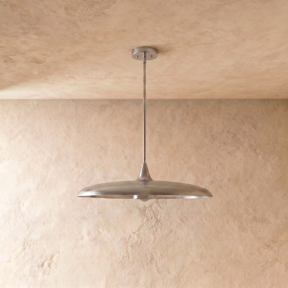 Meroq Pendant Light