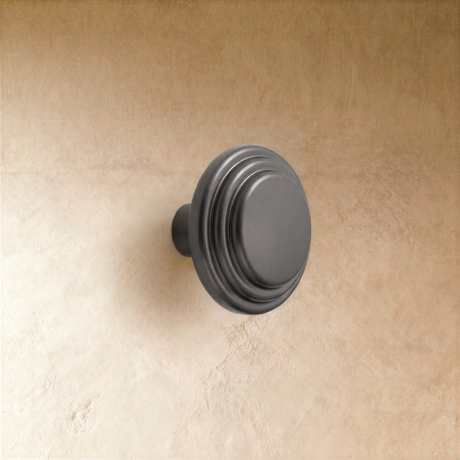 Osten Knob & Pull Bar