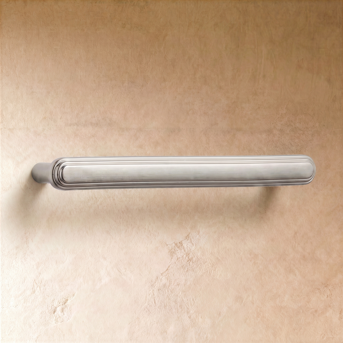 Osten Knob & Pull Bar