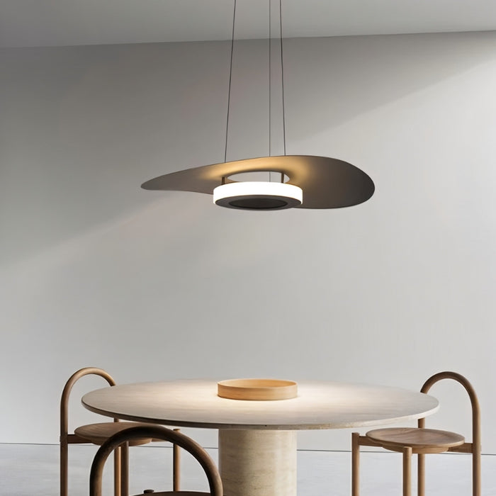 Stelra Pendant Light