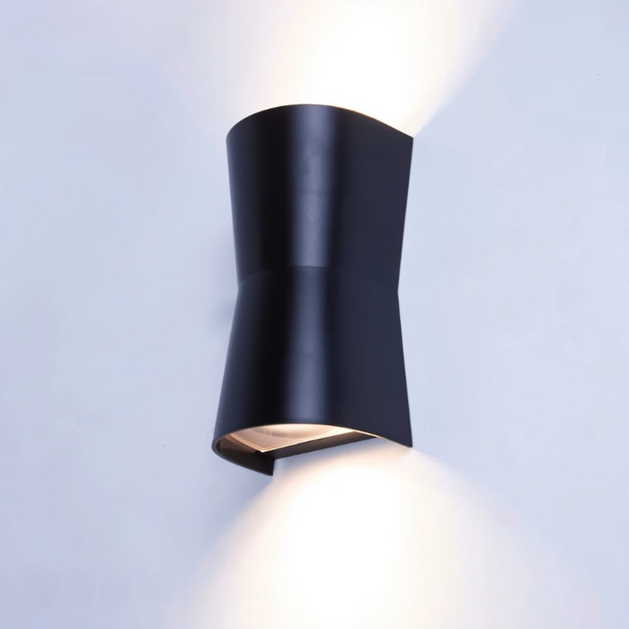 Glefni Outdoor Wall Lamp