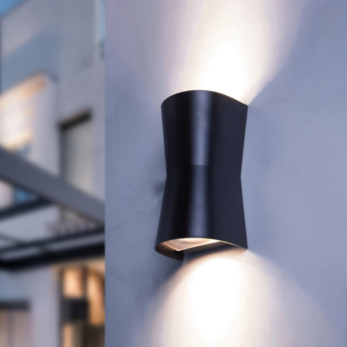 Glefni Outdoor Wall Lamp