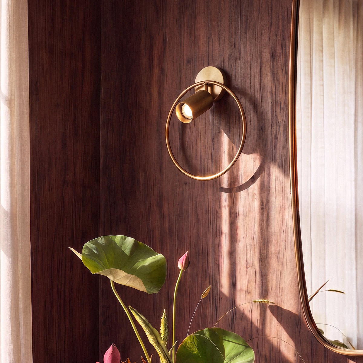 Eryx Wall Lamp