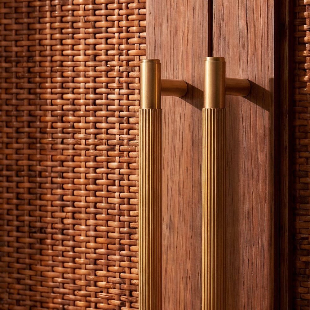 Mateo Knob And Pull Bar