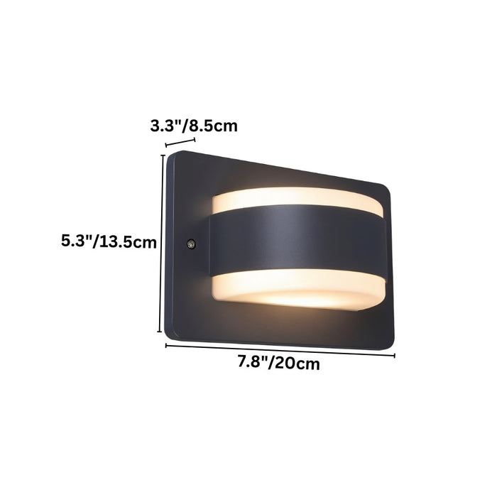 Xyveron Outdoor Wall Lamp