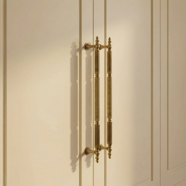 Yasha Knob & Pull Bar