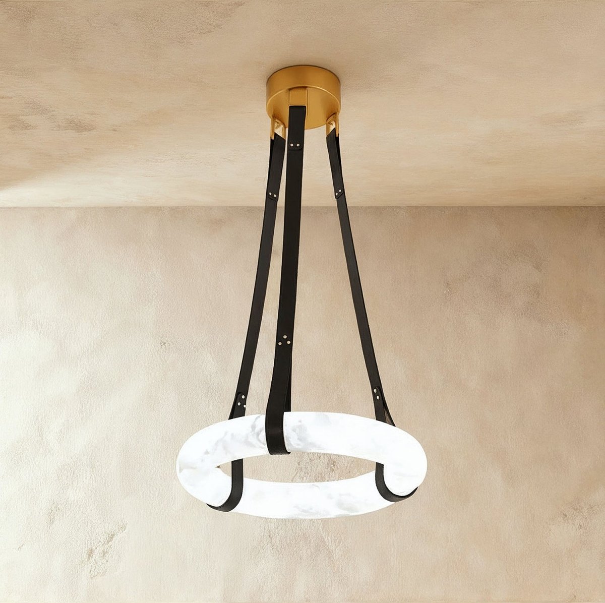 Aktis Alabaster Pendant Light – Elegant Halo Lighting – Residence