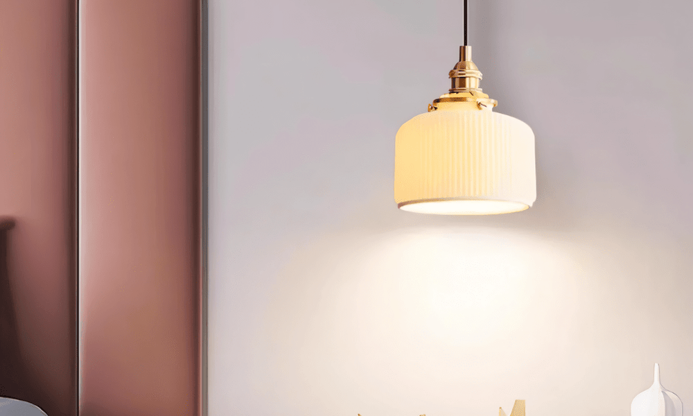 Space-Saving Fixture