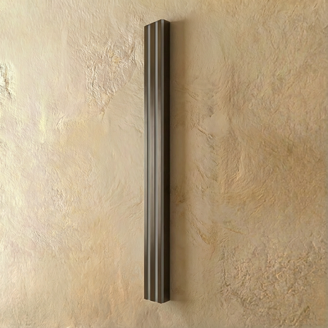 Ashil Wall Lamp