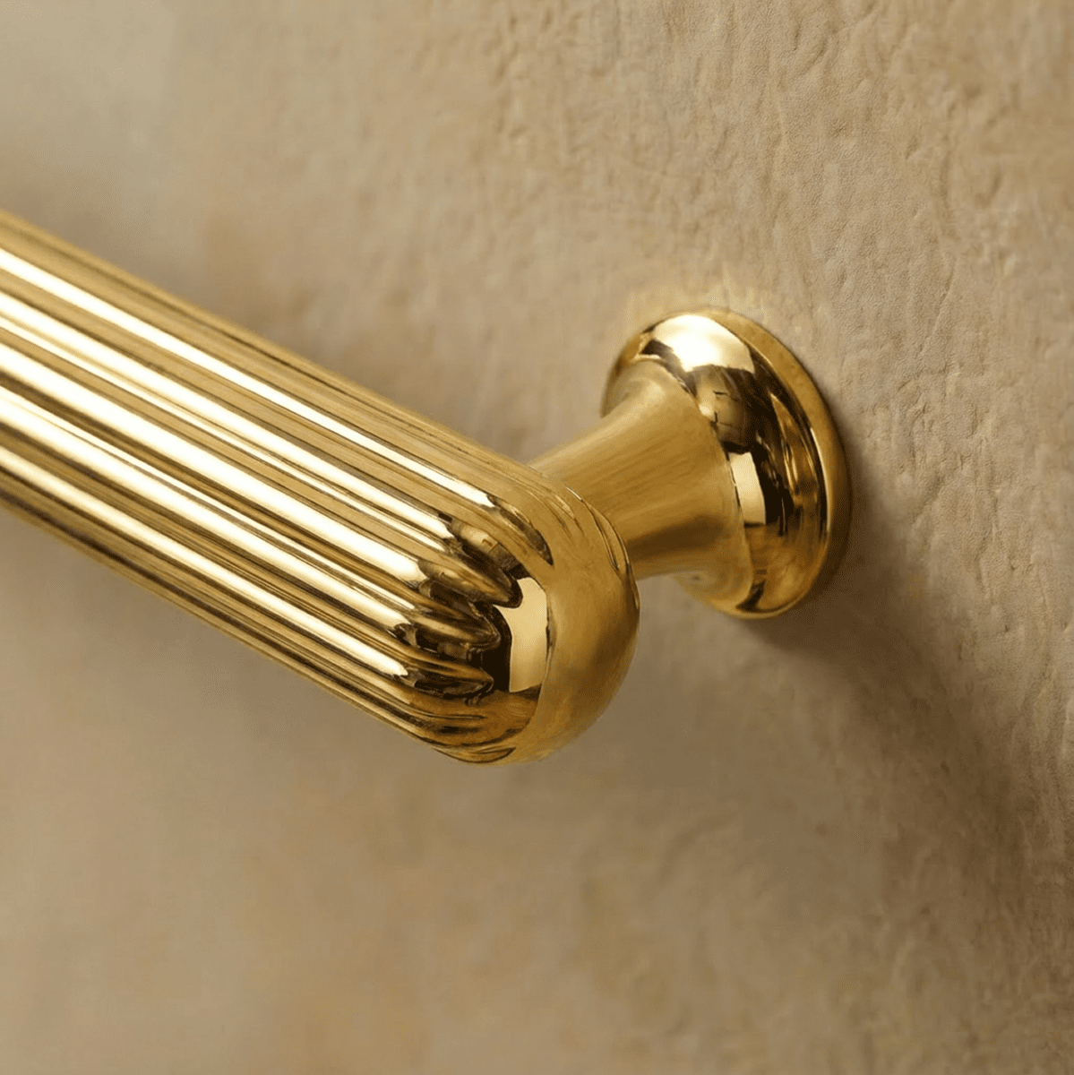 Berdo Knob & Pull Bar - Residence Supply