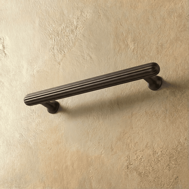 Berdo Knob & Pull Bar - Residence Supply