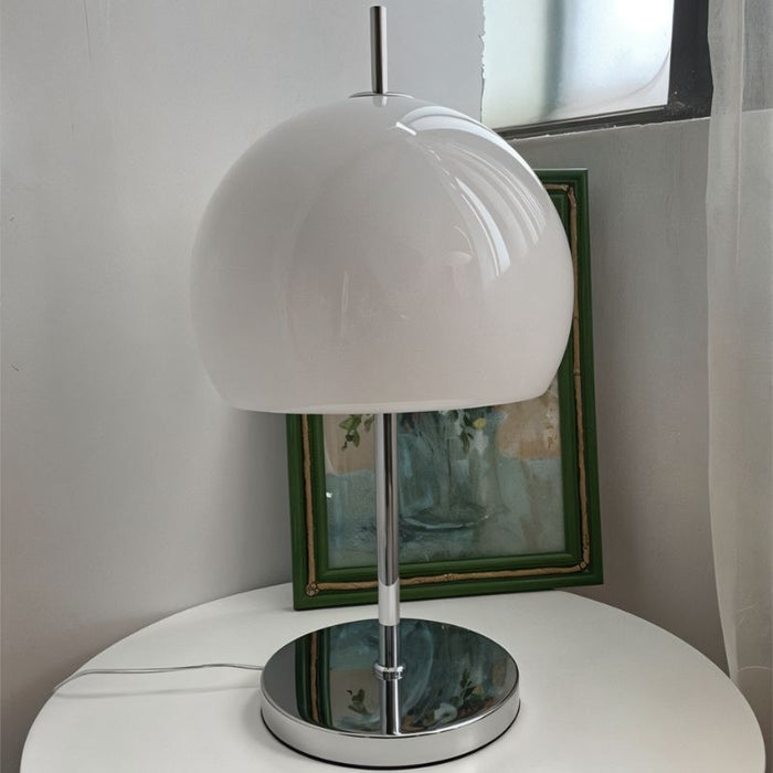 Minimalist Canton Table Lamp