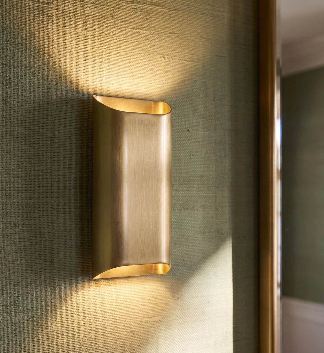 Ceres Wall Lamp - Residence Supply