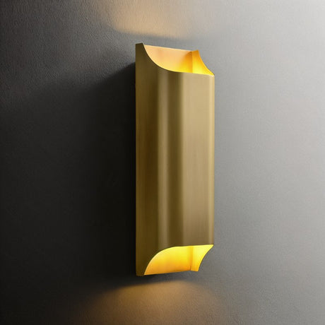 Ceres Wall Lamp