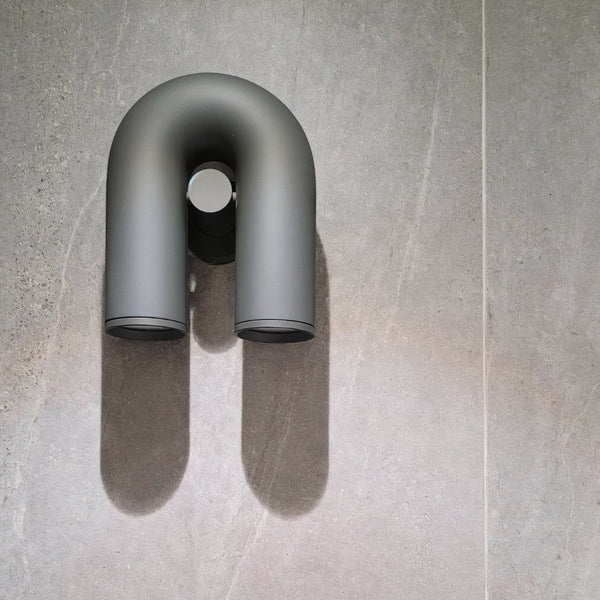 Bold Curve Silhouette