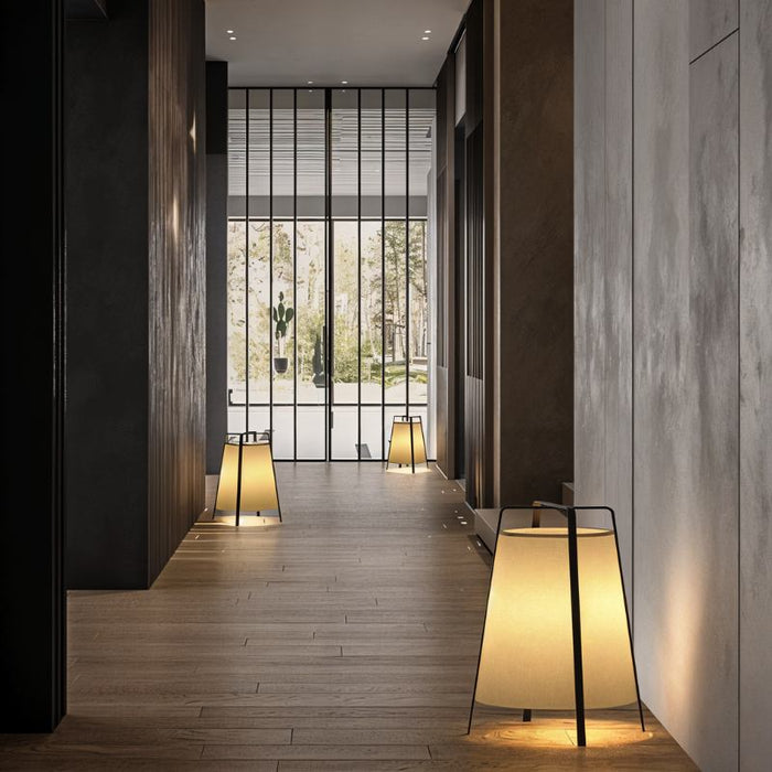 Dai Floor Lamp for Hallway Lighting