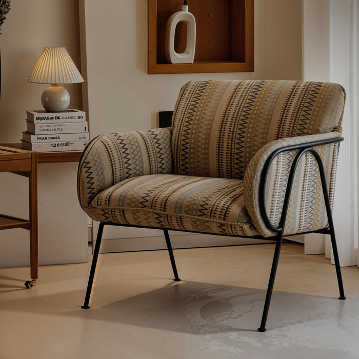 Dais Rustic Farmhouse Plaid Accent Chair: Featuring a sturdy wooden frame and cozy plaid upholstery, this accent chair brings warmth and country charm to farmhouse-inspired interiors.