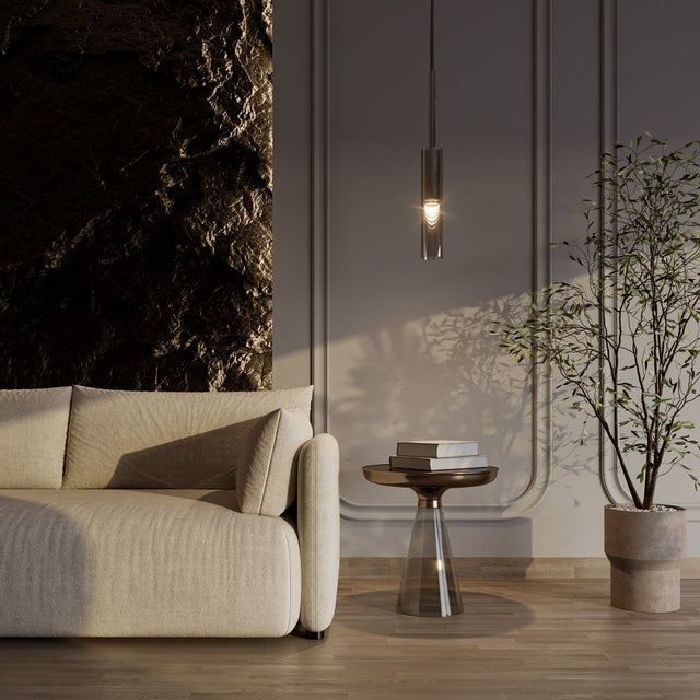 Luz colgante al anochecer