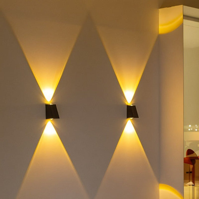 Lámpara de pared exterior Enelise