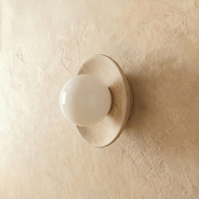 Eretoq Travertine Lamp