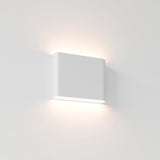 Femi Wall Lamp
