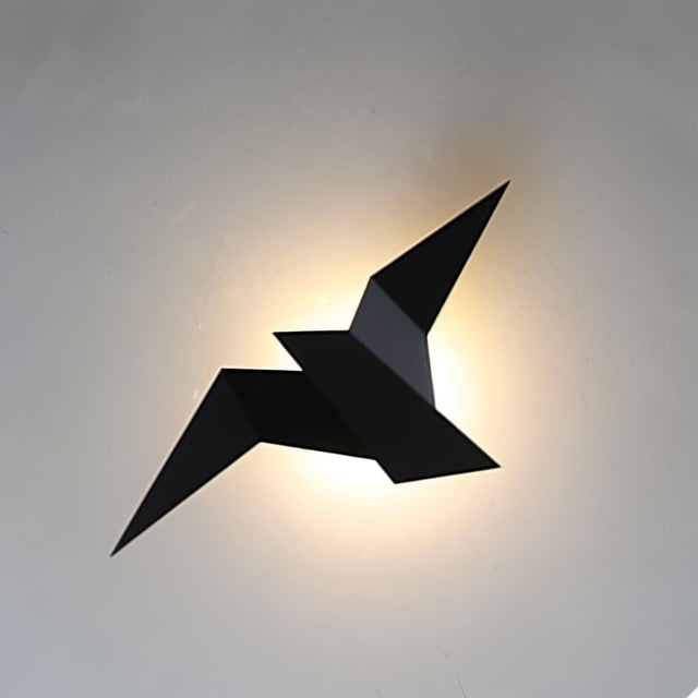 Finch Wall Lamp