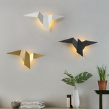 Finch Wall Lamp