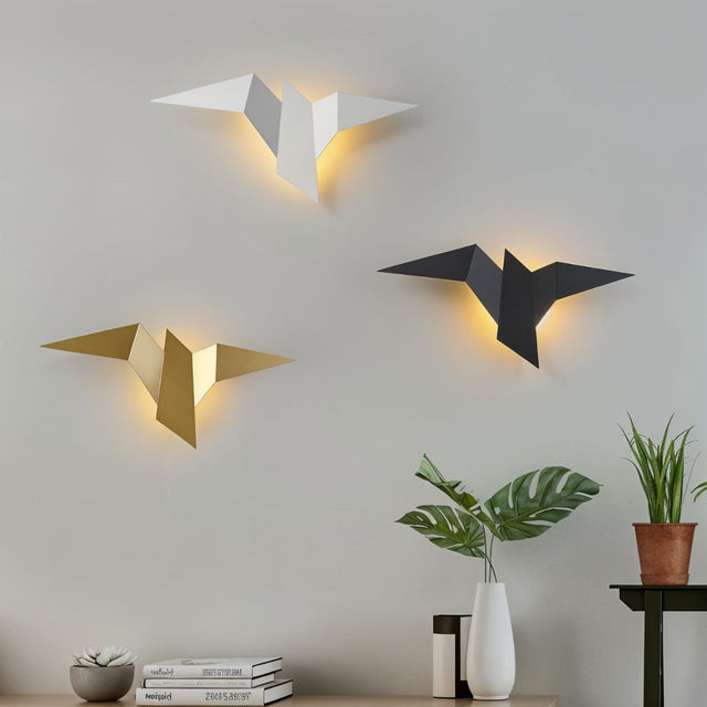 Finch Wall Lamp