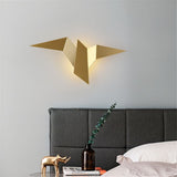 Finch Wall Lamp