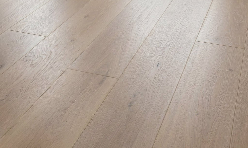 Subtle Oak Character