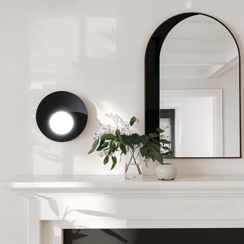 Griffin Wall Lamp