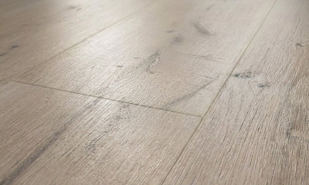 Natural Grain Detail