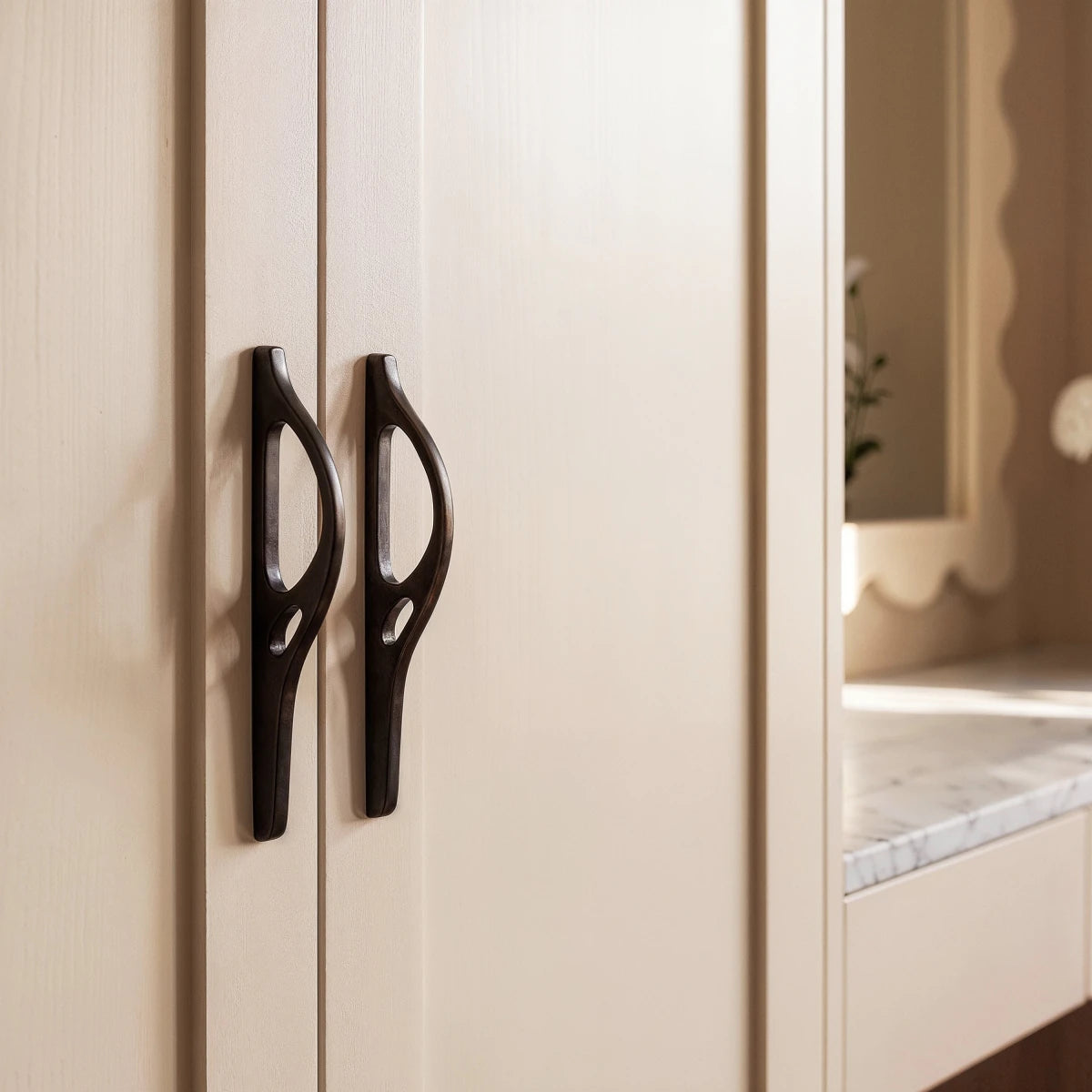 Hazis Pull Bar - Residence Supply