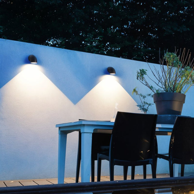 Hortus Outdoor Wall Lamp
